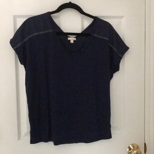 Gap t-shirt